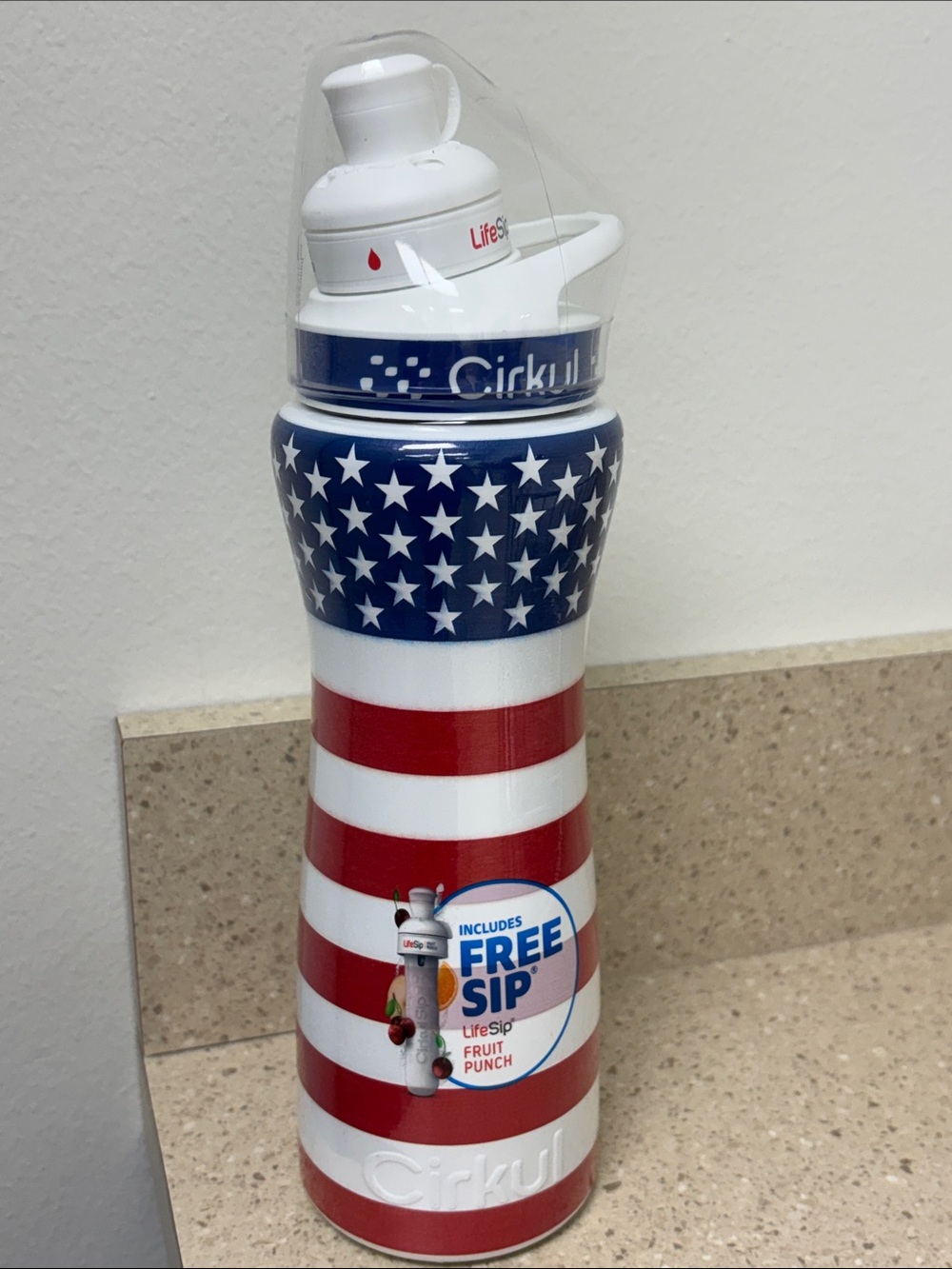 Cirkul USA Flag Stainless Drink Bottle with Free Sip - Red, White & Blue NWT